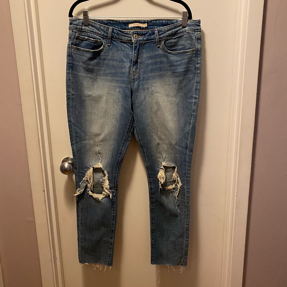 Levi’s 711 women’s jeans, size 32